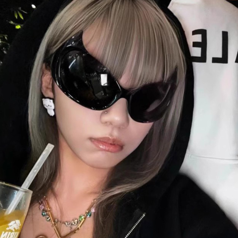 Seksowne okulary przeciwsłonec – Sunglasses Cat Eye recenzja i cena